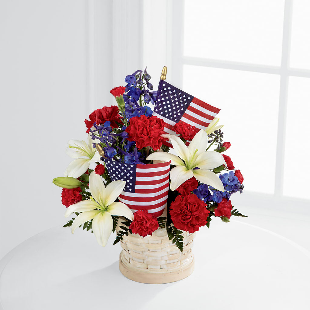 American Glory Bouquet – Joannies Floral Of Birch Run, Birch Run MI