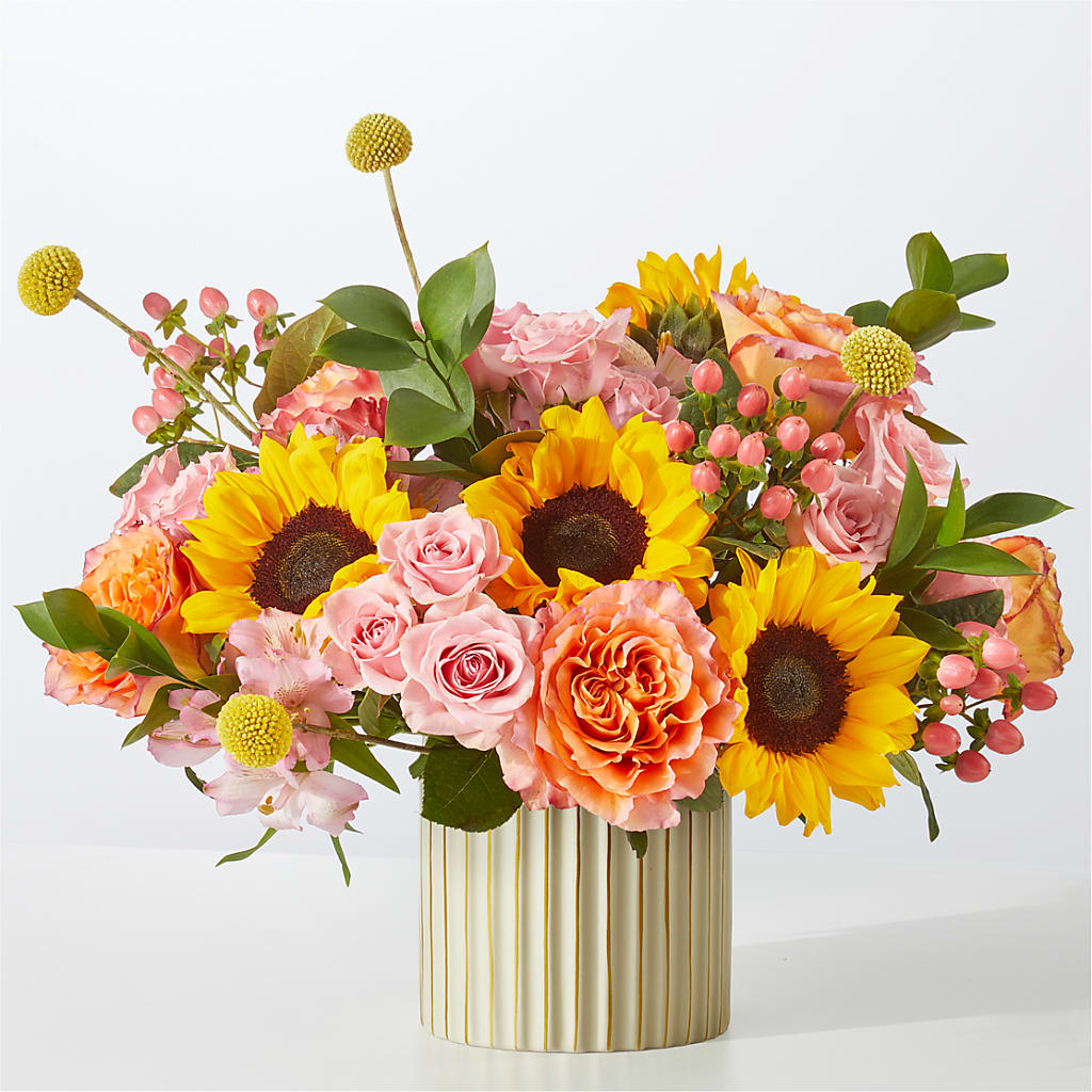 Sun's Out Bouquet – Joannies Floral Of Birch Run, Birch Run MI