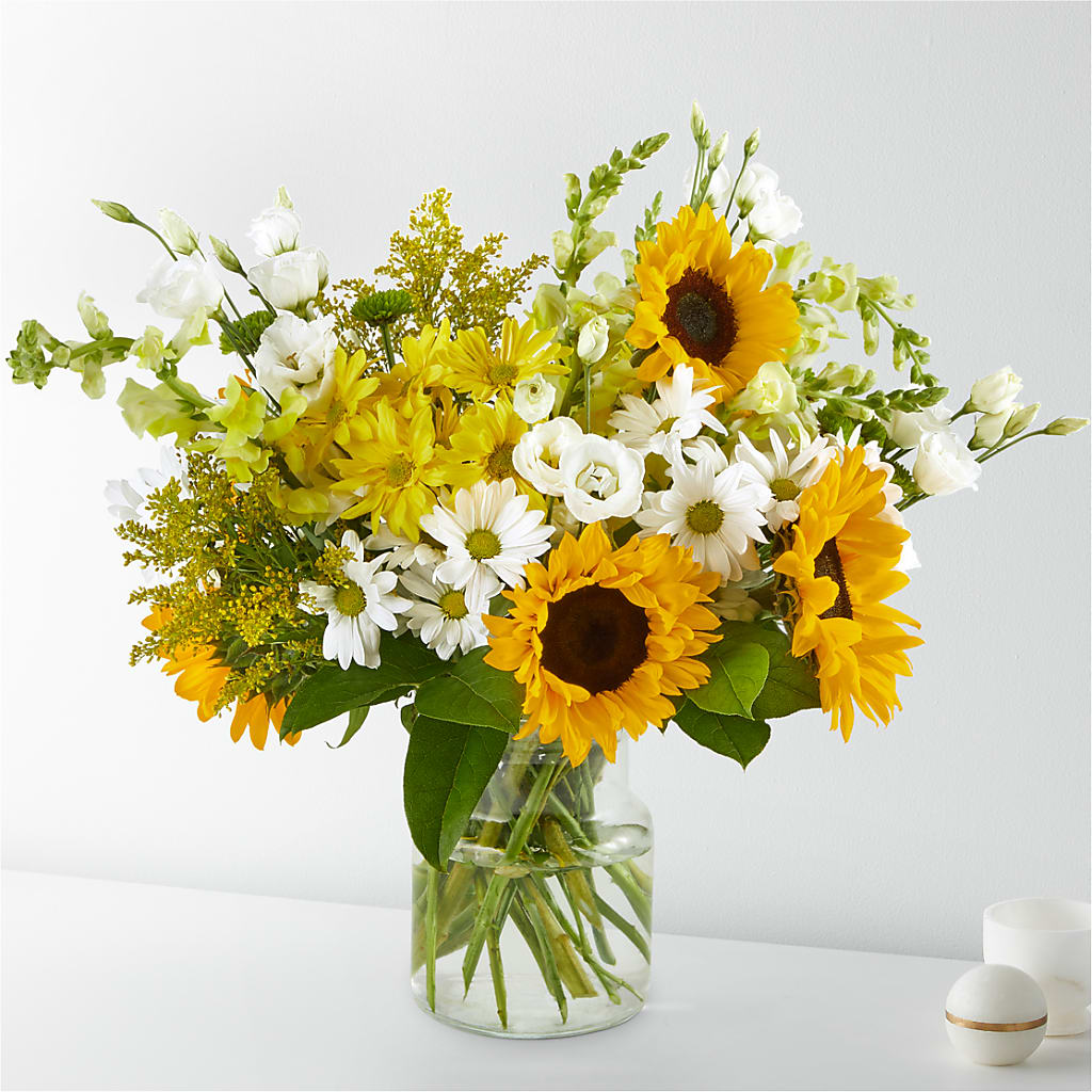 Hello Sunshine Bouquet – Joannies Floral Of Birch Run, Birch Run MI