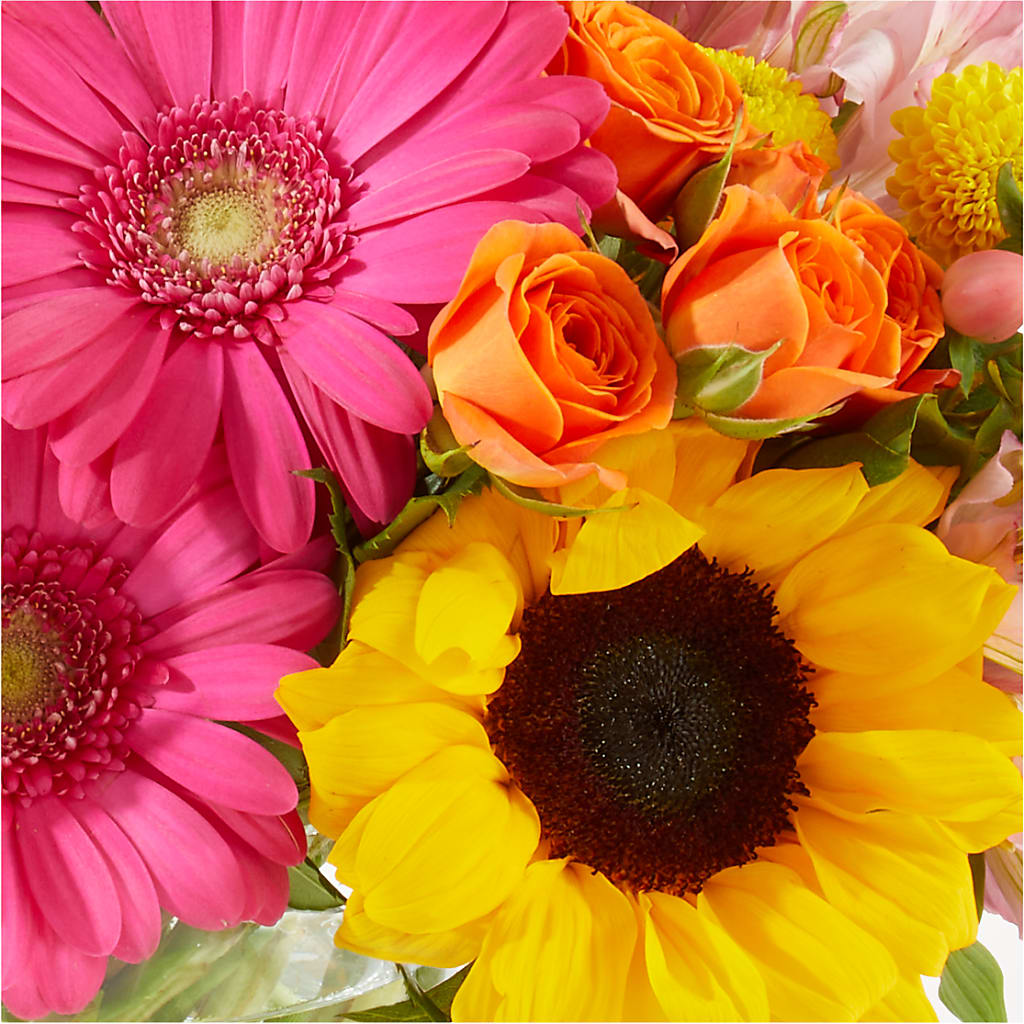 Florist Original Mixed Bouquet – Joannies Floral Of Birch Run, Birch Run MI