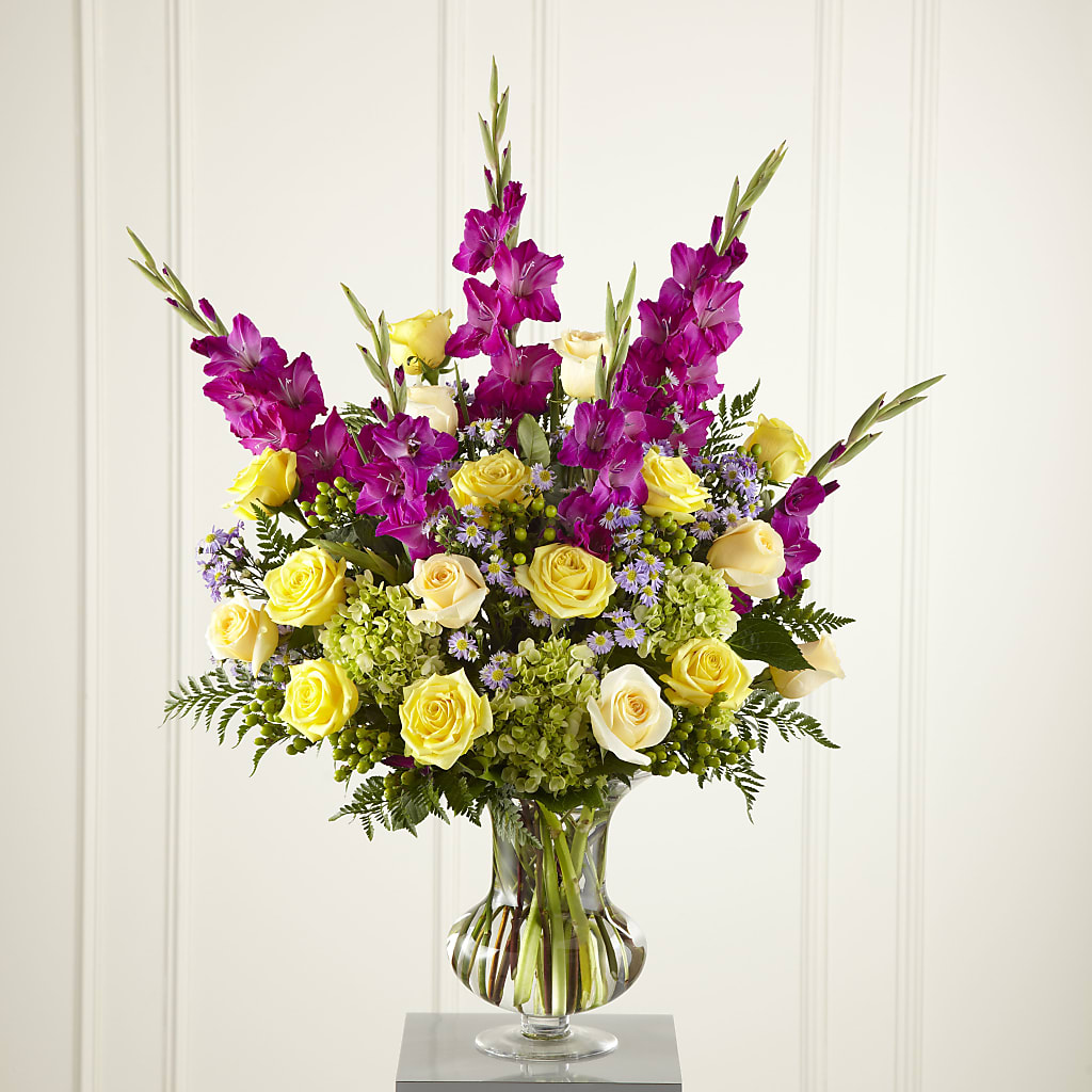 Loveliness Arrangement – Joannies Floral Of Birch Run, Birch Run MI