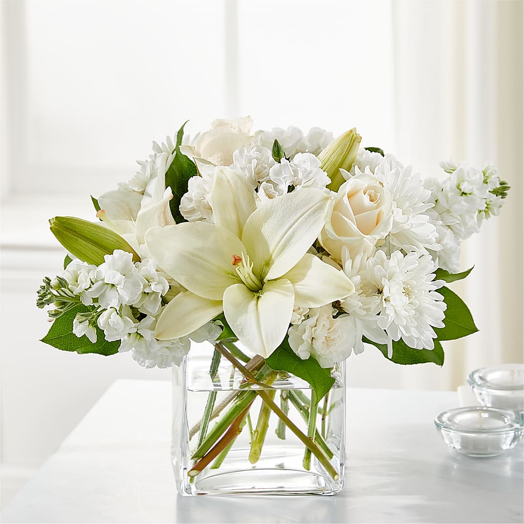 Gentle Breeze Bouquet – Joannies Floral Of Birch Run, Birch Run MI