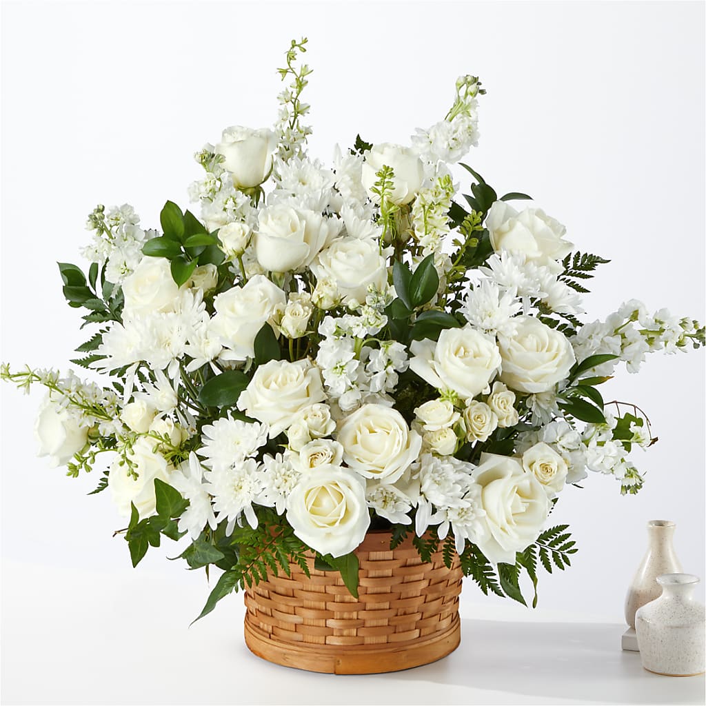 Heartfelt Condolences Arrangement – Joannies Floral Of Birch Run, Birch Run MI