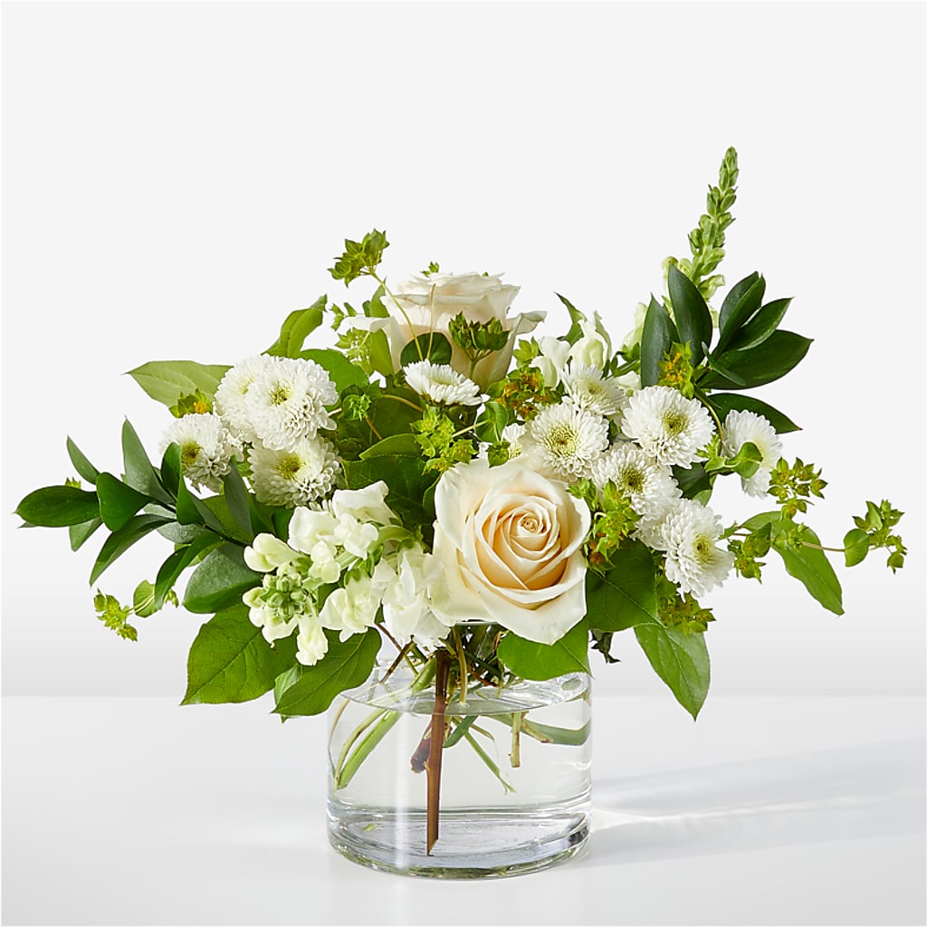 Hint of Vanilla Bouquet – Joannies Floral Of Birch Run, Birch Run MI