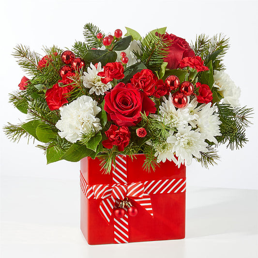 Presents Under the Tree Bouquet –  Joannies Floral Of Birch Run, Birch Run MI