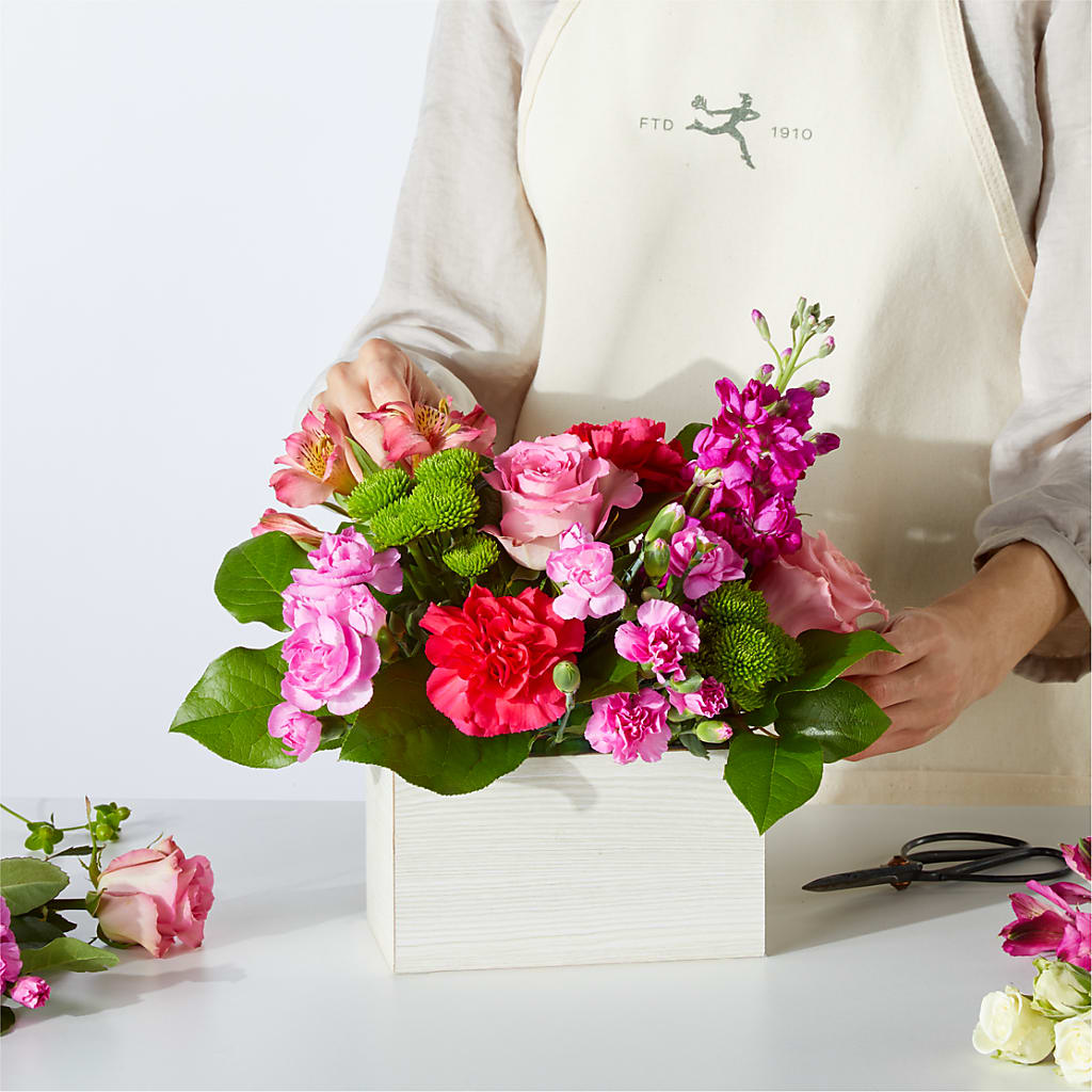 Sweetberry Box – A Florist Original –  Joannies Floral Of Birch Run, Birch Run MI