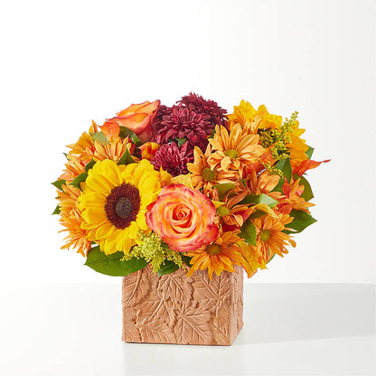 The Outdoors Bouquet –  Joannies Floral Of Birch Run, Birch Run MI