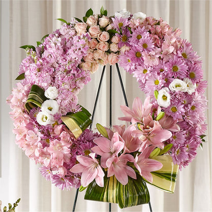 Gift of Warmth Wreath –  Joannies Floral Of Birch Run, Birch Run MI