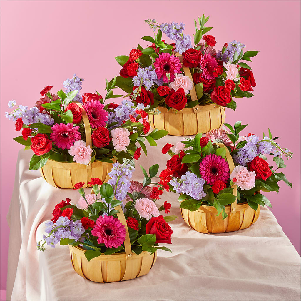 Pink Picnic Basket –  Joannies Floral Of Birch Run, Birch Run MI