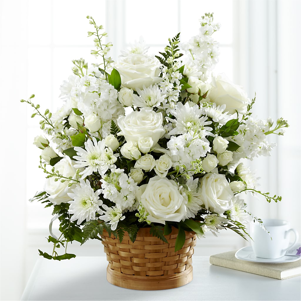 Heartfelt Condolences Arrangement –  Joannies Floral Of Birch Run, Birch Run MI