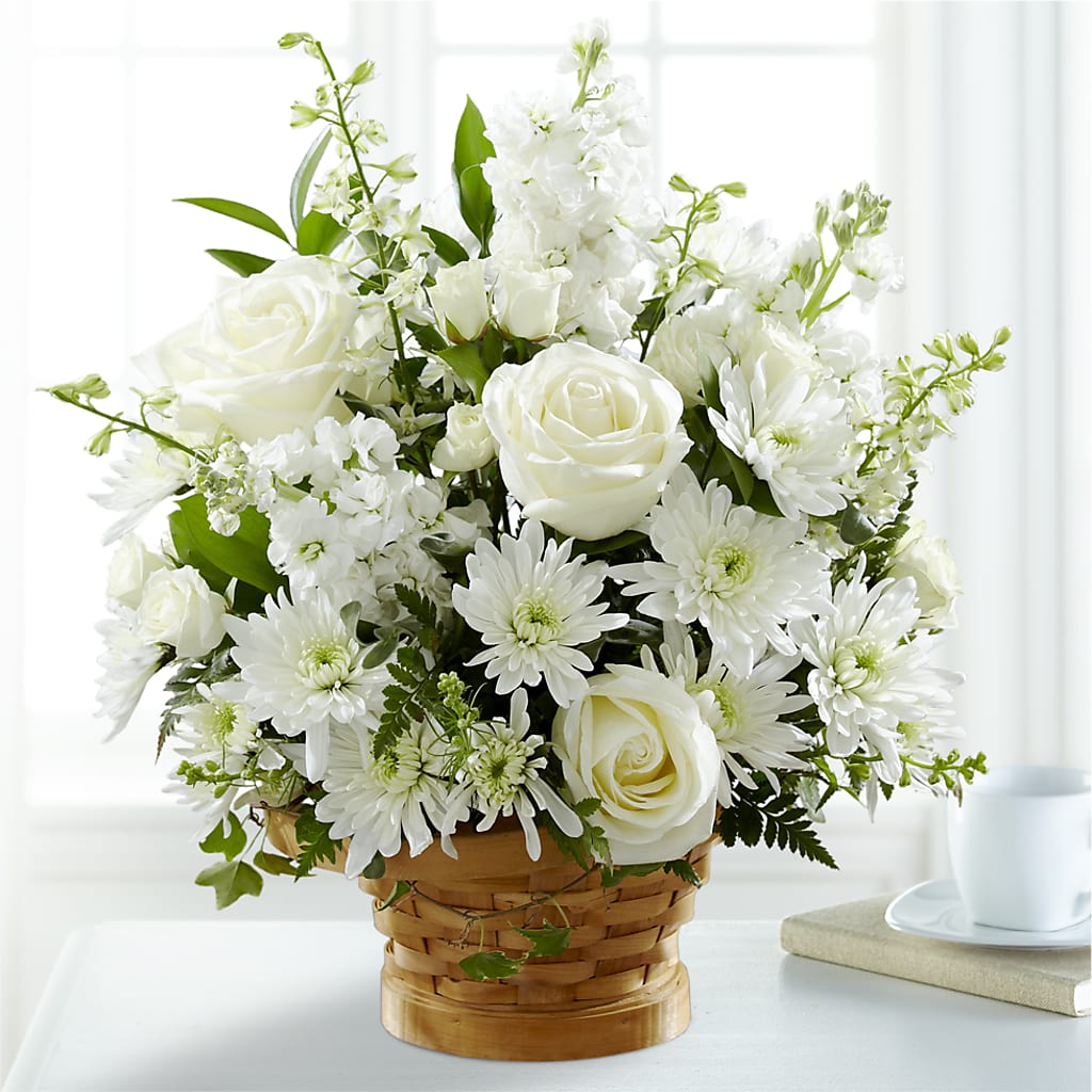 Heartfelt Condolences Arrangement –  Joannies Floral Of Birch Run, Birch Run MI