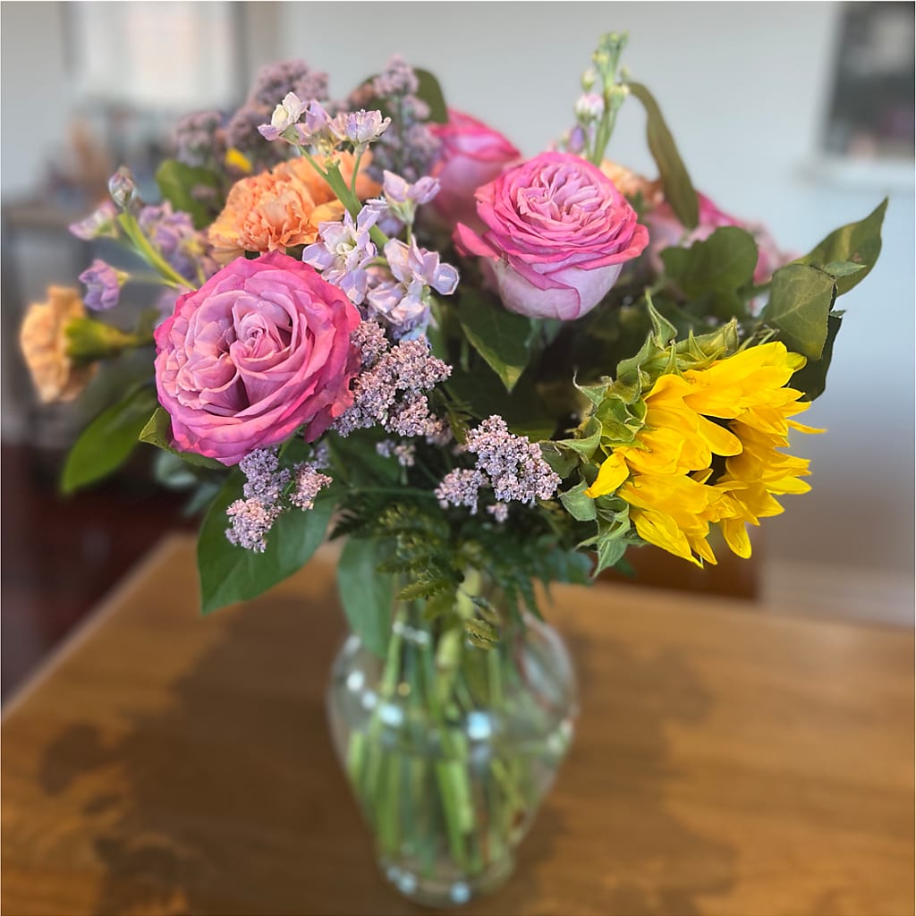 Yellow Brick Road Bouquet –  Joannies Floral Of Birch Run, Birch Run MI