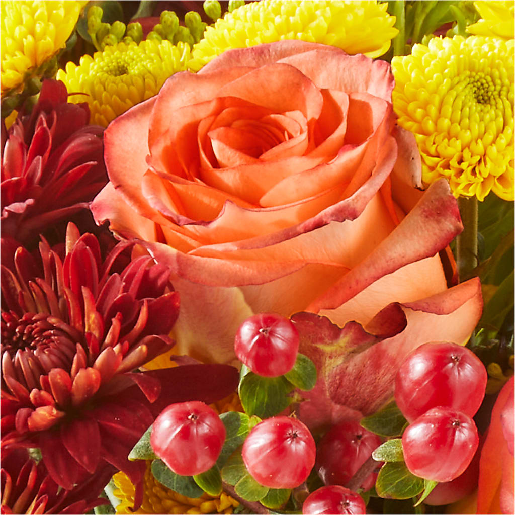 Apple Picking Bouquet –  Joannies Floral Of Birch Run, Birch Run MI