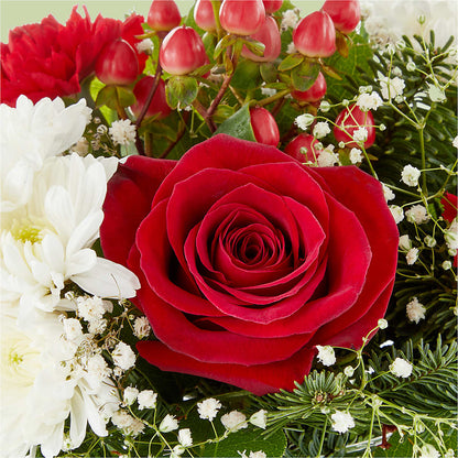 Chance of Flurries Bouquet –  Joannies Floral Of Birch Run, Birch Run MI