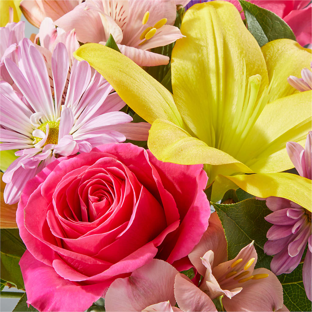 Sprinkles Bouquet –  Joannies Floral Of Birch Run, Birch Run MI