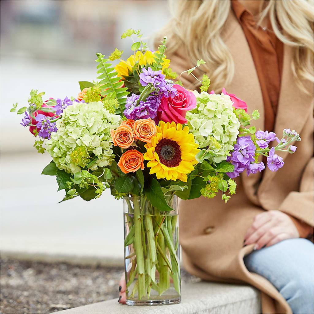 Vibrant Greetings Bouquet –  Joannies Floral Of Birch Run, Birch Run MI