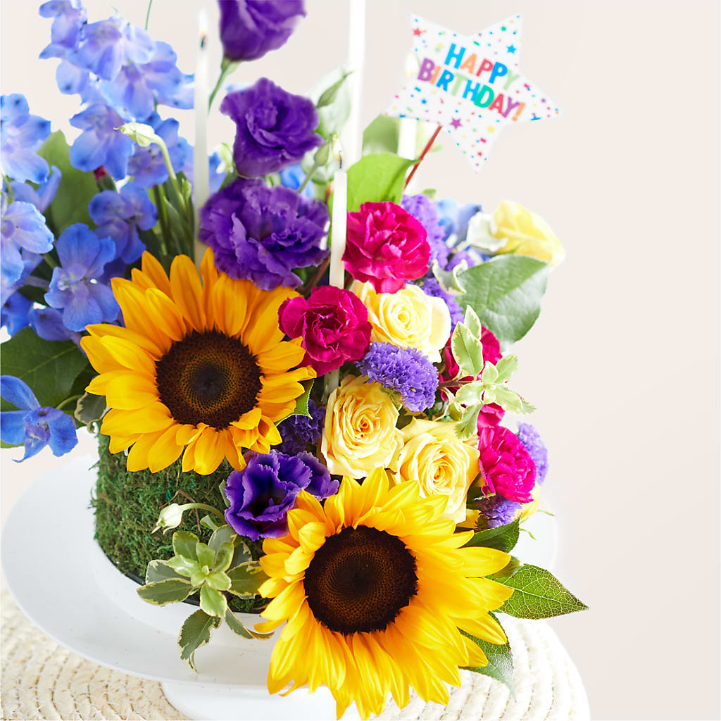 Star of the Day Floral Cake –  Joannies Floral Of Birch Run, Birch Run MI